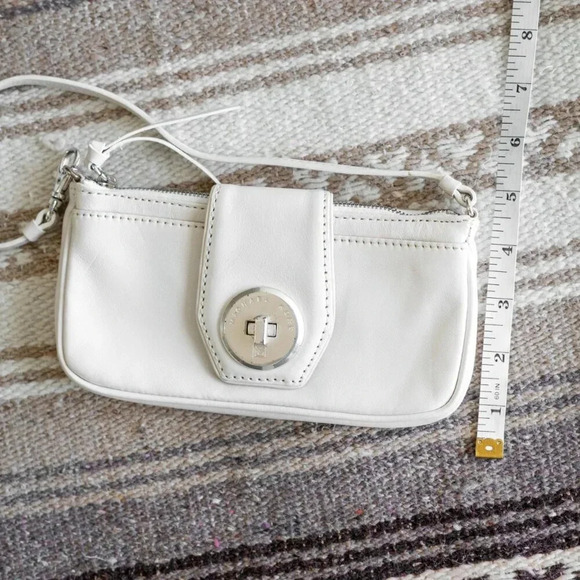 Michael Kors White Shoulder Bag - Picture 11 of 11